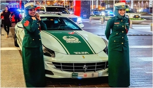 Policjantki z Dubaju w czasie patrolu