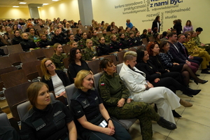 Debata z udziałem kobiet w polskich służbach mundurowych